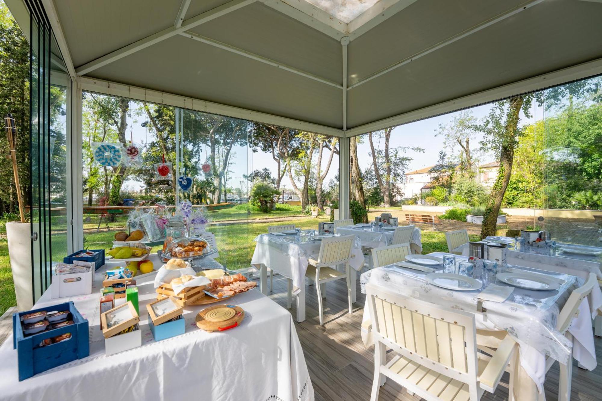 Villa Bellini Room&Breakfast Porto Garibaldi Ngoại thất bức ảnh